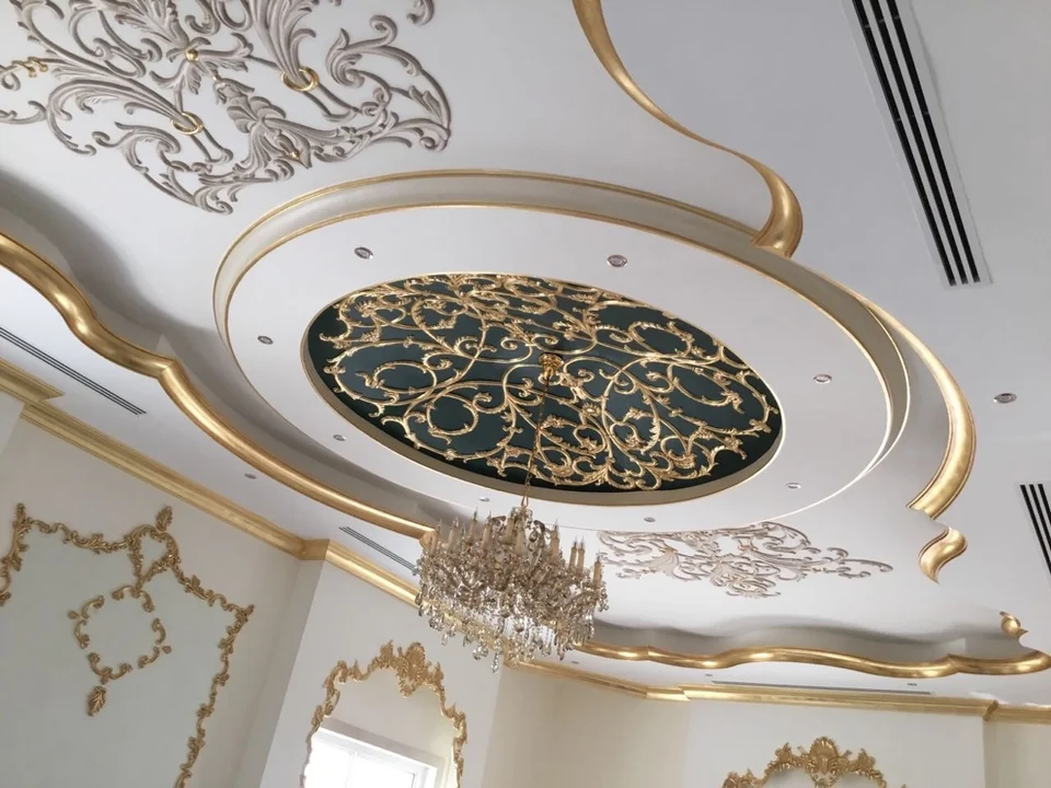 Ceiling medallion and mouldings