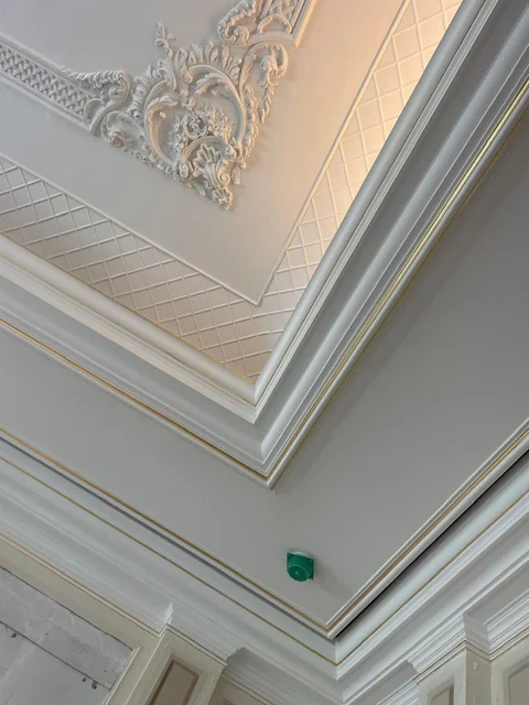 Ceilings — catalogue reference C18-01