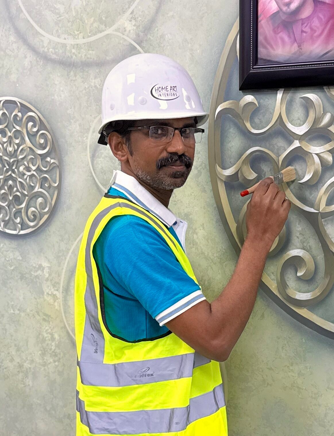 With 20 years of experience as a home art